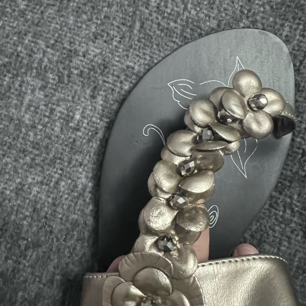 Madeline Sandals 🤍 - Picture 3 of 3